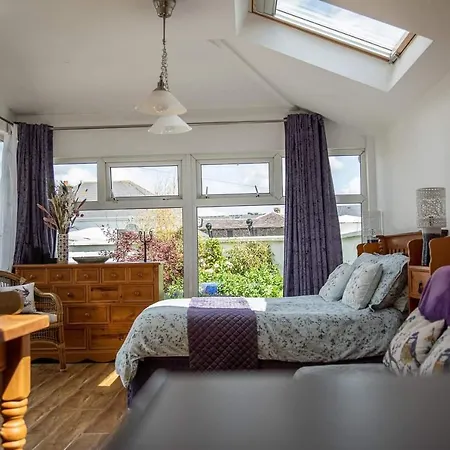 The Moorings 4*