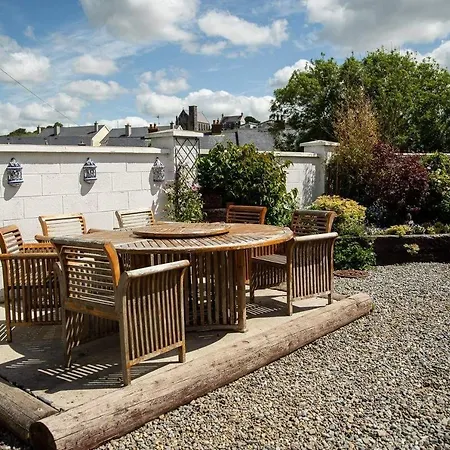 The Moorings B&B 던캐논