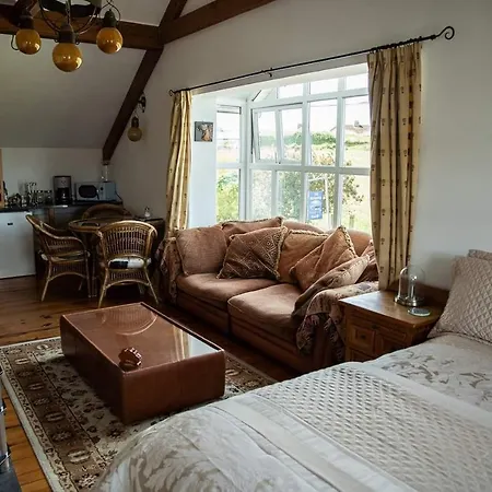 The Moorings Отель типа 